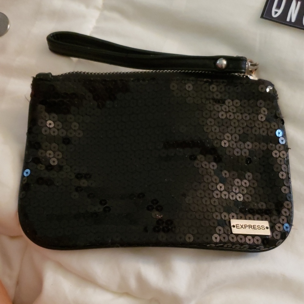 Black wristlet